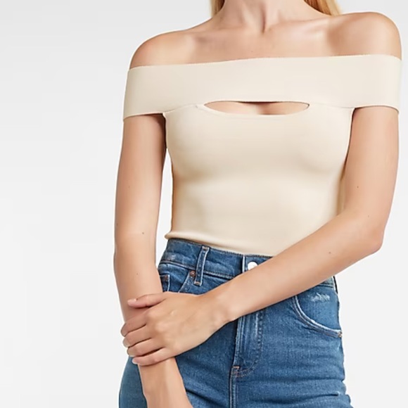 Express Body Contour Off The Shoulder Top | NWT | XL - Picture 1 of 11